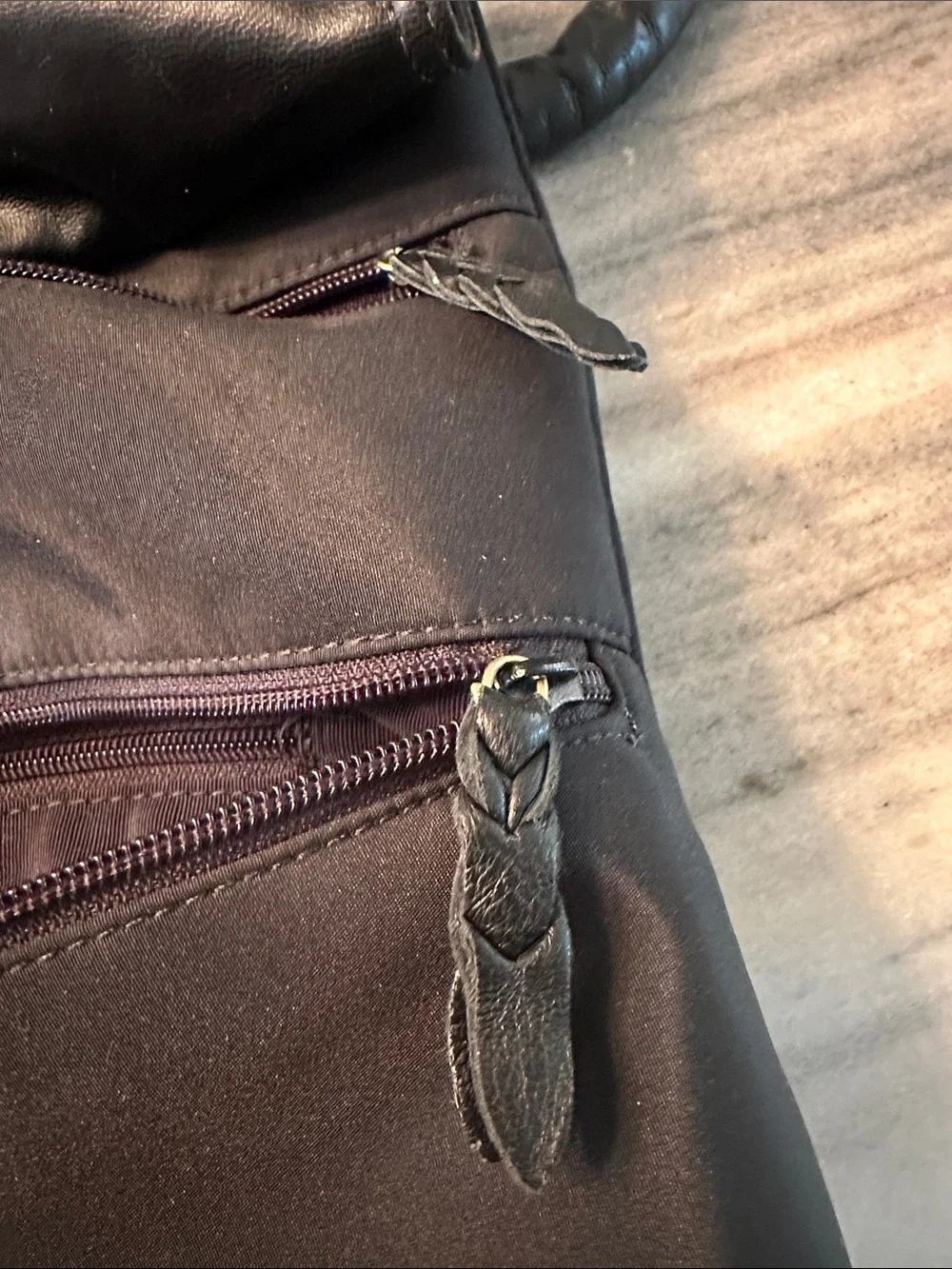 BASIX NEW YORK LEATHER AND NYLON MESSENGER BAG